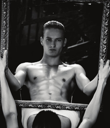 FREDERIK RUEGGER - GERMAN FASHION MODEL 62dba65528843.png