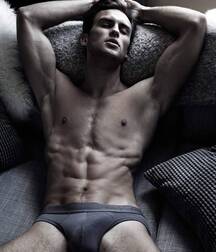 ALEXANDER TAPTSOV - BELARUS MALE MODEL 62dc19950af41.jpg