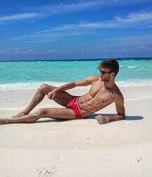 ALEXANDER TAPTSOV - BELARUS MALE MODEL 62dc199c6d78b.jpg