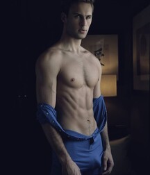 ALEXANDER TAPTSOV - BELARUS MALE MODEL 62dc1a28d8add.jpg