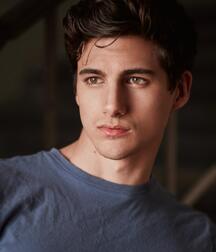 ALEX BARBER 62e5f96e85d9d.jpg