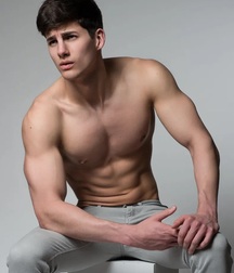 ALEX BARBER 62e5f9939fb26.jpg