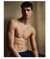 Romain Hamdous - French Model 62e622d7ba111.jpg