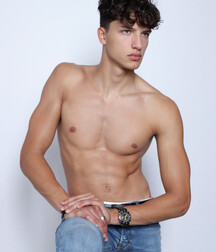 Romain Hamdous - French Model 62e622f2e6e7a.jpg