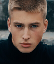 MAX TURLAND - GERMAN MALE MODEL TWINK TUBE 62e6460ba3f6f.jpg