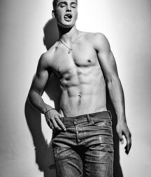 MAX TURLAND - GERMAN MALE MODEL TWINK TUBE 62e646e8a88e6.jpg