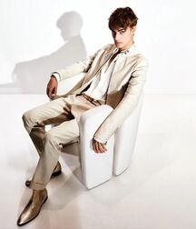 JADEN EDLUND - AMERICAN MODEL 62e685bed2707.jpg