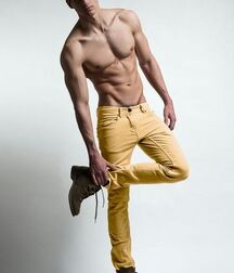 ALEX BARBER - MODEL FITNESS 62e7aabd66083.jpg