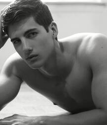 ALEX BARBER - MODEL FITNESS 62e7ab04d46fe.jpg