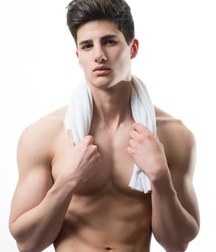 ALEX BARBER - MODEL FITNESS 62e7ab887da5e.jpg