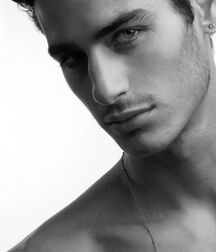 MATTHEW COATSWORTH - CANADIAN MALE MODEL 62ea55ee75a31.jpg