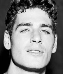 MATTHEW COATSWORTH - CANADIAN MALE MODEL 62ea55f34a658.jpg