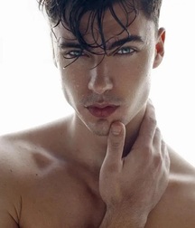 IGOR DREAGLA - MOLDOVIAN MODEL   62ee03996e49f.jpg