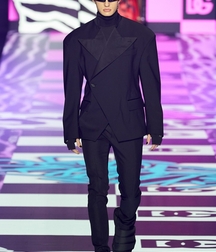ONDREJ MOKOS - SLOVAKIAN MODEL  PYRRHOS 62ef4eb6837f2.jpg