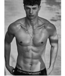 ONDREJ MOKOS - SLOVAKIAN MODEL  PYRRHOS 62ef4f1de9502.jpg