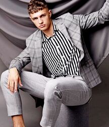 ONDREJ MOKOS - SLOVAKIAN MODEL  PYRRHOS 62ef4f3c3499c.jpg