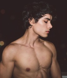IGOR DENALI - BRAZILIAN MODEL 62ef8e6915c14.jpg