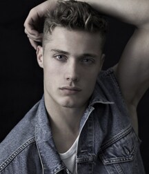 STEVEN CHEVRIN - FRENCH MALE MODEL 62f1210a3ad77.jpg