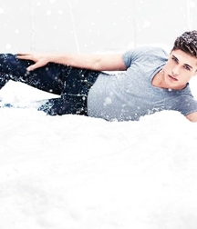 STEVEN CHEVRIN - FRENCH MALE MODEL 62f1215fe7e74.jpg