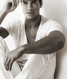 JUAN FORGIA - ARGENTINE MODEL 62f267b099bf7.jpeg