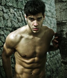 JUAN FORGIA - ARGENTINE MODEL 62f268141769a.jpg