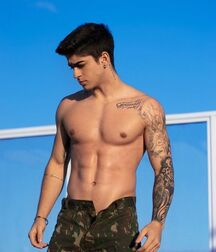 HENRIQUE LIMA - BRAZILIAN MODEL 62f52babf101a.jpg