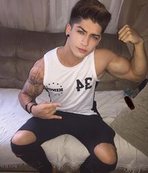 HENRIQUE LIMA - BRAZILIAN MODEL 62f52c0306e8b.jpg