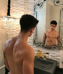 HENRIQUE LIMA - BRAZILIAN MODEL 62f52c427002f.jpg