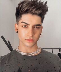 HENRIQUE LIMA - BRAZILIAN MODEL 62f52c6f56e92.jpg