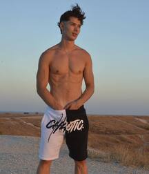 IONUT SPIRIDON - ROMANIAN MODEL 62fba78943ec0.jpg