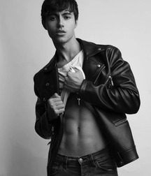 OSCAR CUENCA - SPANISH MODEL 63018373e44a1.jpg