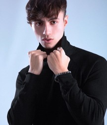 OSCAR CUENCA - SPANISH MODEL 6301837f78ef9.jpg