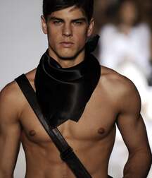 EVANDRO SOLDATI - BRAZILIAN SUPER MODEL 6301df9cdec0d.jpg