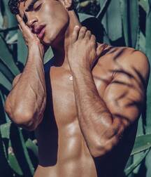 JHONATTAN BURJACK - BRAZILIAN MODEL 6307fcc842f2d.jpg