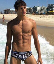 JHONATTAN BURJACK - BRAZILIAN MODEL 6307fd68ec935.jpg