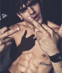 JHONATTAN BURJACK - BRAZILIAN MODEL 6307fda7f1005.jpg