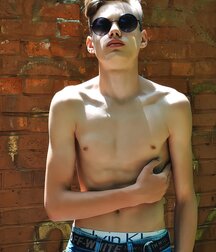 From Ian October twink tube 615902c7884da.jpg