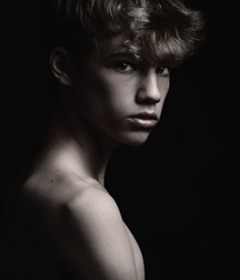 From Ian sweet kisses Twink Tube 6192ff1a15ff5.jpg