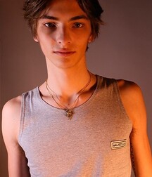 From Ian sweet kisses Twink Tube 6192ff3e1bea5.jpg
