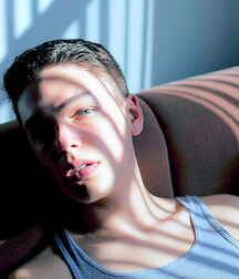 From Ian sweet kisses Twink Tube 6192ff87a7f9a.jpg