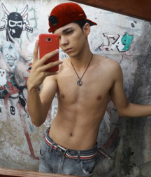 From Ian sweet kisses Twink Tube 6192ffb7c55eb.png