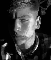 From Ian sweet kisses Twink Tube 6193012a81753.jpg
