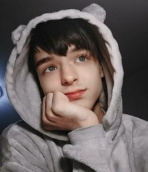 From Ian sweet kisses Twink Tube 61930157c4e2e.jpg