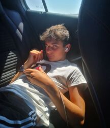 From Ian sweet kisses Twink Tube 6193015adb70b.jpg
