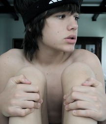 From Ian sweet kisses Twink Tube 6193019b5d49a.jpg