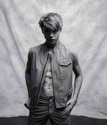 From Ian shirts shorts stars twink tube guy 6245fd6cdb821.jpeg