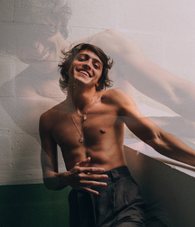 Vanity Teens 6128a88744748.jpg