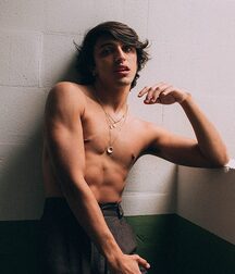 Vanity Teens 6128a89063e7c.jpg