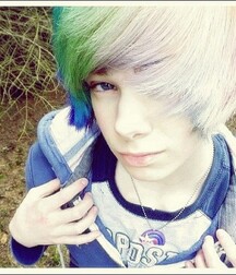 Emo Boys Sexy Summer Vacation 62b1d6edecaa4.jpg