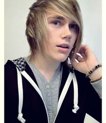 Emo Boys Sexy Summer Vacation 62b1d6efca5fc.jpg